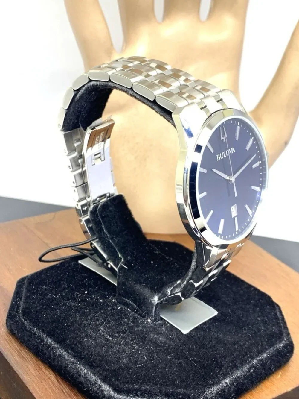 Bulova Men's Watch 96B338 Quartz Blue Dial Date Silver Stainless Steel 40mm